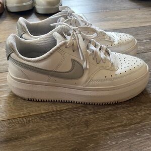 Nike Women's Court Vision